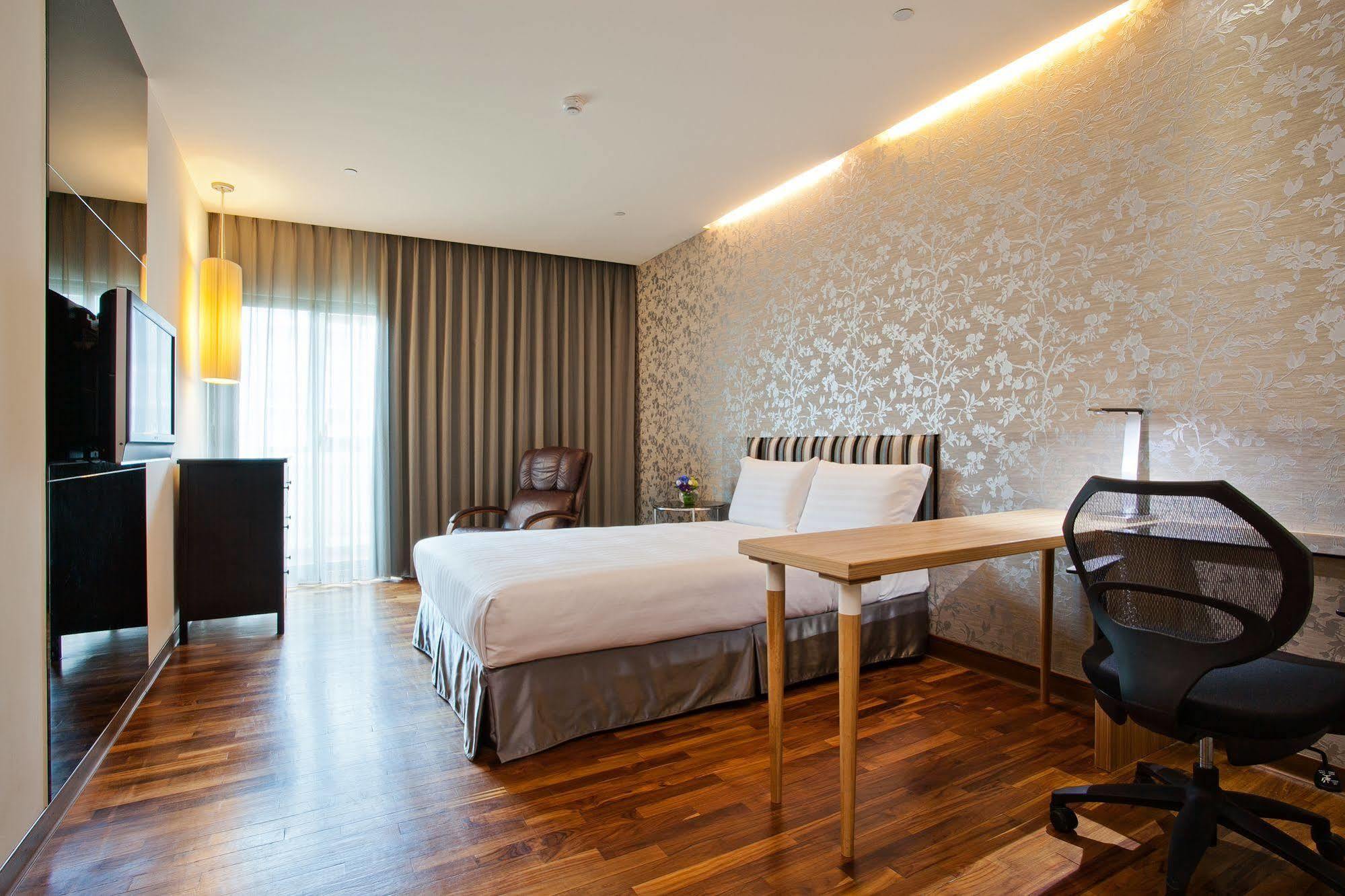 Howard Plaza Hotel Hsinchu מראה חיצוני תמונה