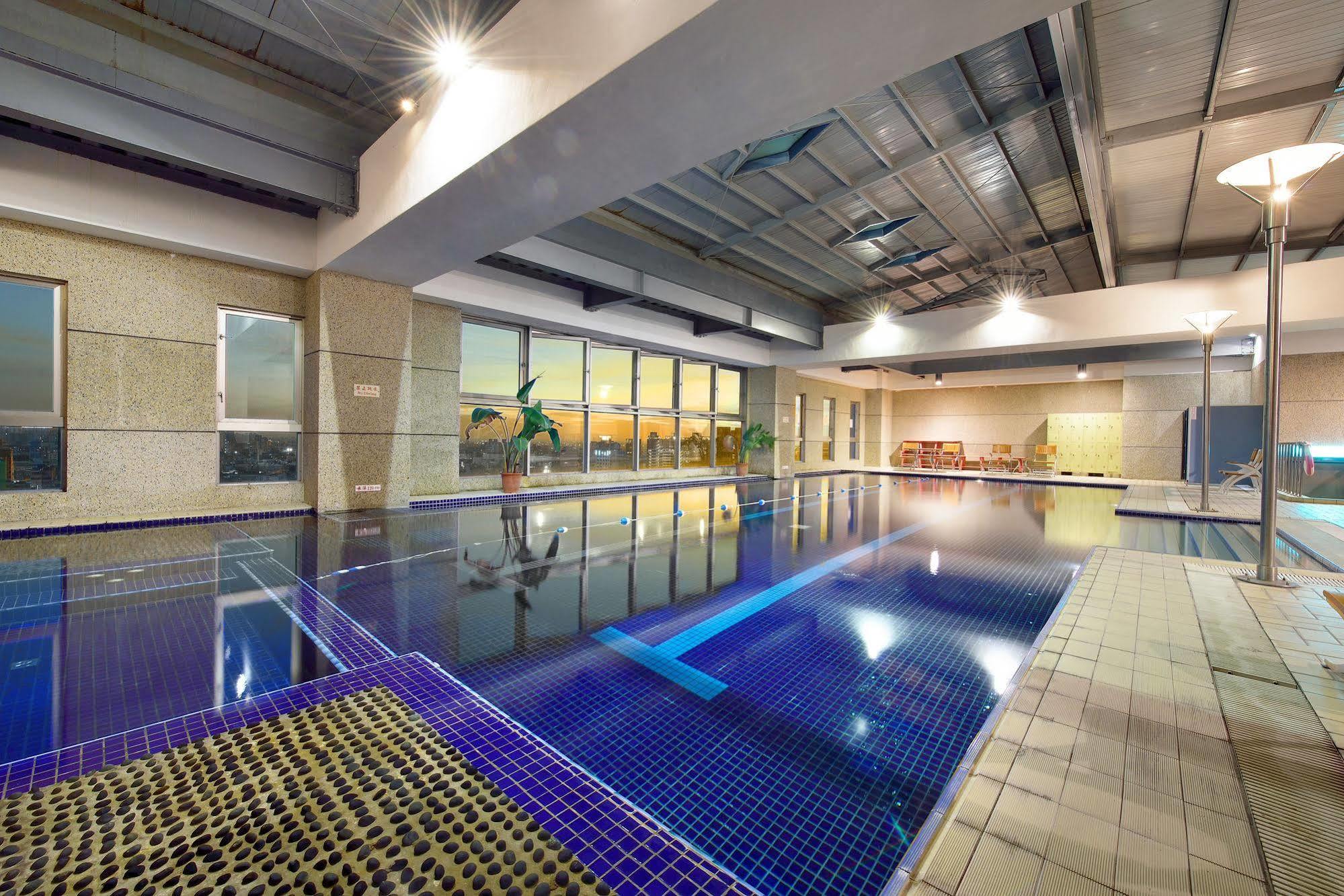 Howard Plaza Hotel Hsinchu מראה חיצוני תמונה